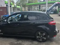 Gebraucht Ford C-MAX 115 PS (84 kW) 2013 Schwarz Van / Kleinbus