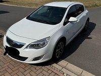 Gebraucht Opel Astra Design Edition 120 PS (88 kW) 2011 Weiß Limousine