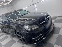 Gebraucht Mercedes C220 AMG 200 PS (147 kW) 2012 Schwarz Limousine