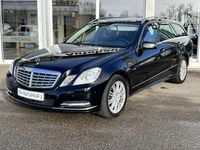 Gebraucht Mercedes E200 Elegance 136 PS (100 kW) 2012 Schwarz Kombi