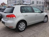 Gebraucht VW Golf VI Style 122 PS (89 kW) 2011 Silver leaf metallic Kleinwagen