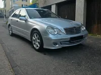 Gebraucht Mercedes C220 150 PS (110 kW) 2006 Silber Limousine