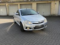 Gebraucht Opel Tigra 90 PS (66 kW) 2006 Silber Cabrio