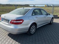 Gebraucht Mercedes E250 204 PS (150 kW) 2009 Silber Limousine