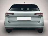 Gebraucht Skoda Superb Essence 150 PS (110 kW) 2025 Silber Kombi