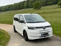 Używany VW Multivan Life 136 KM (100 kW) 2023 Biały Minivan