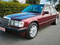 Gebraucht Mercedes 190 Avantgarde 109 PS (80 kW) 1992 Rot Limousine