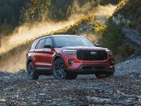 Neu Ford Explorer 400 PS (294 kW) 2025 Schwarz SUV