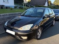 Second-hand Ford Focus 101 CP (74 kW) 2004 Negru Berlinǎ