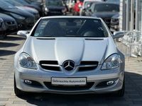 Gebraucht Mercedes SLK280 231 PS (169 kW) 2006 Silber Cabrio