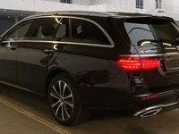 Gebraucht Mercedes E300 194 PS (142 kW) 2021 Schwarz Kombi