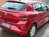 Używany Dacia Logan 91 KM (66 kW) 2022 Czerwony Sedan/Limuzyna