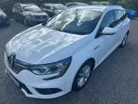 Gebraucht Renault Mégane Intens 132 PS (97 kW) 2017 Weiß Limousine