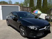 Gebraucht Mercedes A200 163 PS (119 kW) 2019 Schwarz Limousine