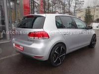 Gebraucht VW Golf VII Match 140 PS (102 kW) 2012 Silber metallic Limousine