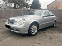 Gebraucht Mercedes E220 Elegance 150 PS (110 kW) 2004 Silber Limousine