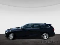 Gebraucht Volvo V60 Momentum 150 PS (110 kW) 2018 Onyx black Kombi