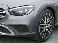 Gebraucht Mercedes E220 200 PS (147 kW) 2024 Grau Kombi