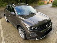 Gebraucht VW T-Roc Style 116 PS (85 kW) 2018 Braun SUV
