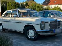 Gebraucht Mercedes W115 115 PS (84 kW) 1975 Weiß Limousine