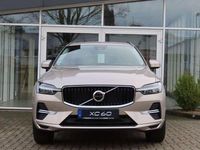 Gebraucht Volvo XC60 Core 197 PS (144 kW) 2024 Bright dusk / metallic SUV