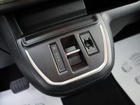 Gebraucht Peugeot Traveller Active 177 PS (130 kW) 2025 Weiß Van / Kleinbus