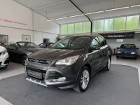 Gebraucht Ford Kuga Individual 150 PS (110 kW) 2015 Magneticgrau (metallic) SUV