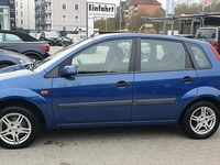 Gebraucht Ford Fiesta 60 PS (44 kW) 2006 Blau Kleinwagen