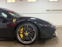 Second-hand Ferrari 488 669 CP (492 kW) 2015 Negru Coupe