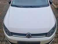 Gebraucht VW Polo 75 PS (55 kW) 2015 Weiß Kleinwagen
