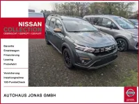Gebraucht Dacia Jogger Essentiel 101 PS (74 kW) 2023 Grün Van / Kleinbus