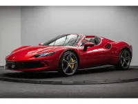 Gebraucht Ferrari 296 830 PS (610 kW) 2023 Rot Cabrio