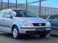 Gebraucht VW Polo Basis 54 PS (39 kW) 2004 Silber Limousine