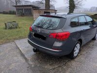 Gebraucht Opel Astra Selection 101 PS (74 kW) 2016 Grau Kombi