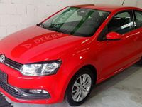 Gebraucht VW Polo Comfortline 90 PS (66 kW) 2016 Rot Kleinwagen
