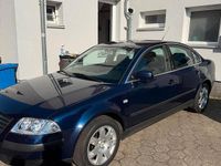 Gebraucht VW Passat 150 PS (110 kW) 2001 Blau Limousine