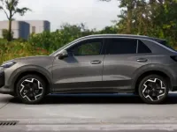 Neu VW T-Roc Pro 150 PS (110 kW) 2026 Wolf grey metallic SUV