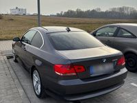 Gebraucht BMW 325 218 PS (160 kW) 2008 Grau Coupé