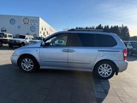 Gebraucht Kia Carnival 185 PS (136 kW) 2009 Silber Van / Kleinbus