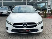 Gebraucht Mercedes A200 Progressive 163 PS (119 kW) 2019 Weiß Limousine