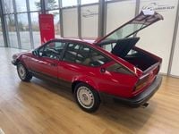 Gebraucht Alfa Romeo Alfetta 218 PS (160 kW) 1984 Rot Limousine