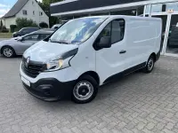 Gebraucht Renault Trafic Komfort 95 PS (69 kW) 2018 Gletscherweiss Van / Kleinbus