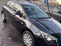 Gebraucht Opel Astra 116 PS (85 kW) 2015 Schwarz Limousine