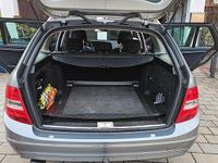 Gebraucht Mercedes 220 170 PS (125 kW) 2011 Silber Kombi