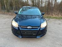 Gebraucht Ford Focus Trend 95 PS (69 kW) 2011 Blau Kombi