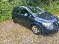 Gebraucht VW Golf 105 PS (77 kW) 2006 Braun Van / Kleinbus