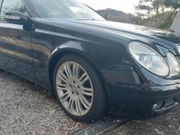 Gebraucht Mercedes E200 163 PS (119 kW) 2006 Schwarz Limousine