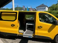 Gebraucht Renault Trafic 90 PS (66 kW) 2015 Gelb Van / Kleinbus