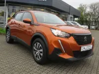 Gebraucht Peugeot 2008 Active 101 PS (74 kW) 2021 Orange fusion metallic SUV