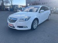 Gebraucht Opel Insignia 160 PS (117 kW) 2011 Weiß Kombi